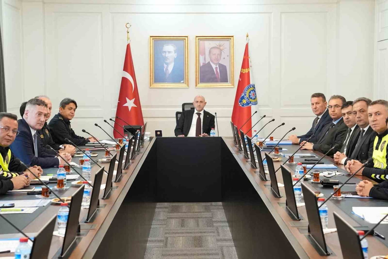ANKARA’DA İL EMNİYET MÜDÜRÜ MAKSUT YÜKSEK’İN KATILIMIYLA GERÇEKLEŞTİRİLEN KOORDİNASYON...