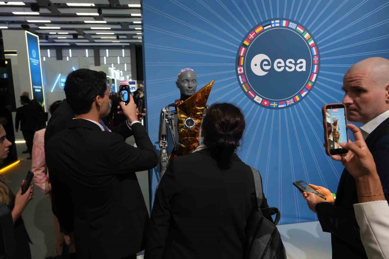 ANTALYA'DA DÜZENLENEN 77. ULUSLARARASI UZAY KONGRESİ'NDE (IAC 2026), KONGRE TARİHİNDE İLK KEZ...