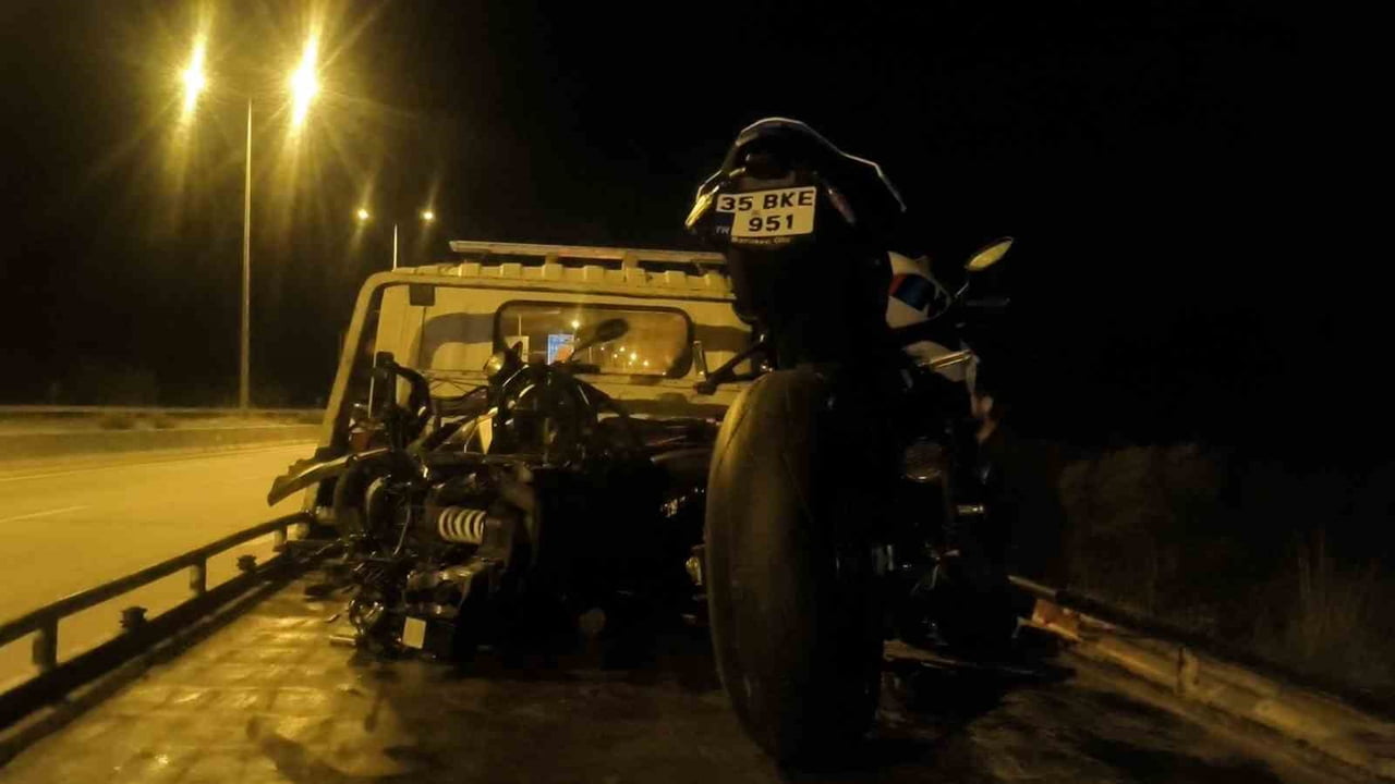 ANTALYA’DA AYNI İSTİKAMETE SEYİR HALİNDEKİ 2 MOTOSİKLET ÇARPIŞTI. MOTOSİKLETLERDEN BİRİSİ YAKLAŞIK...