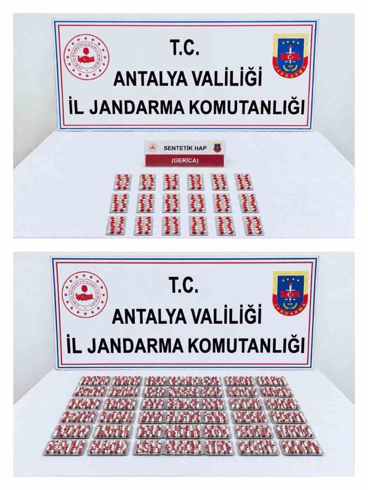 ANTALYA’NIN AKSU VE DÖŞEMEALTI İLÇELERİNDE JANDARMA EKİPLERİNCE DÜZENLENEN UYUŞTURUCU...
