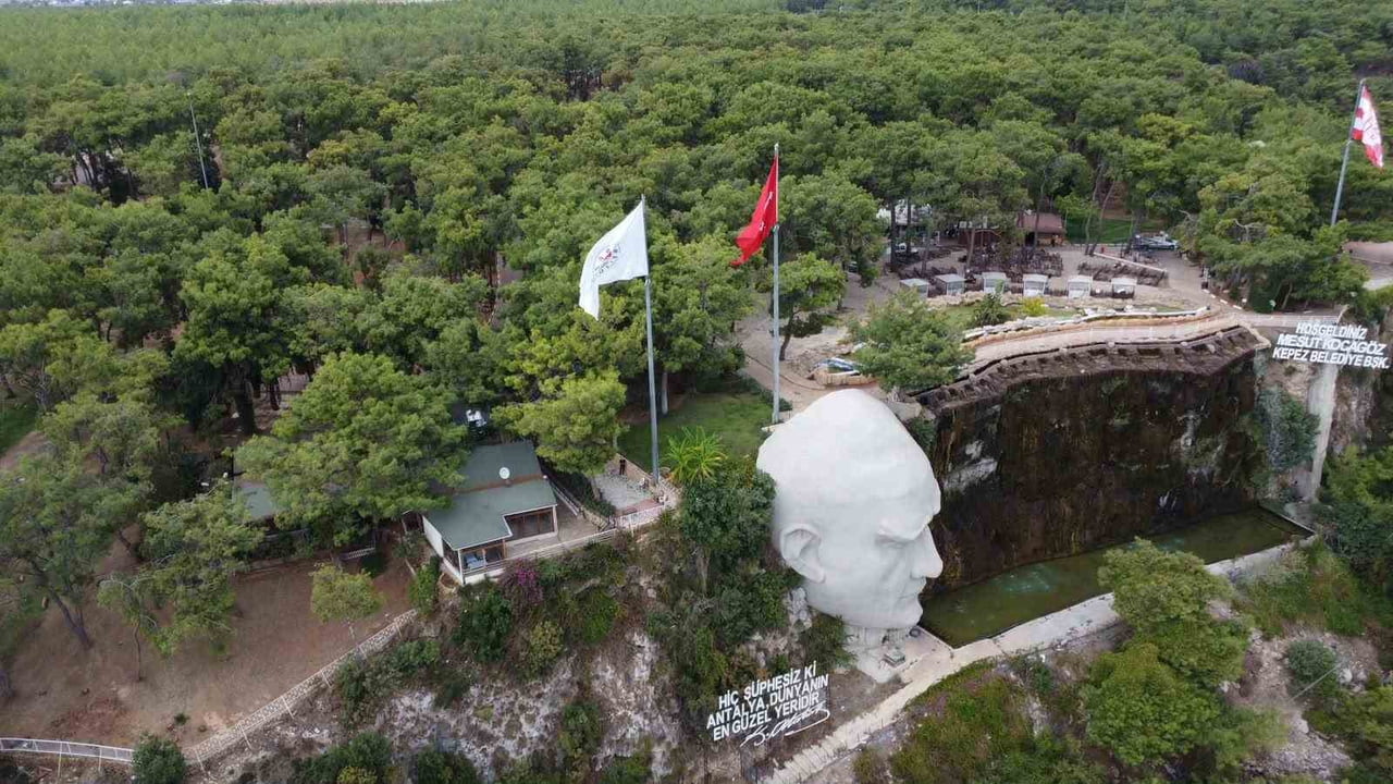 ANTALYA’NIN ÖNEMLİ YEŞİL ALANLARINDAN KEPEZ KENT ORMANI, KAPSAMLI REVİZYON VE ÇEVRE DÜZENLEME...