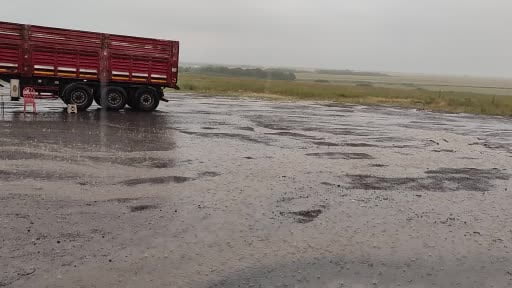 Ardahan’da sağanak yağış etkili oldu