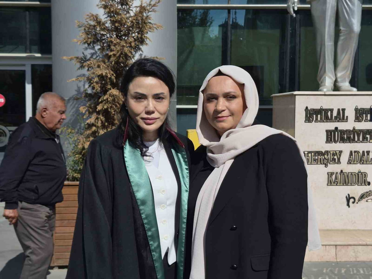AV. PINAR TURHANOĞLU GÜCÜYENER VE ESRA BOR.