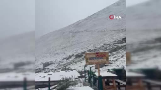 Avusor Yaylası beyaza büründü