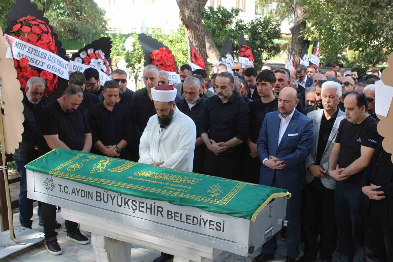 AYDIN’DA BİR DAİREDE BAŞINDAN SİLAHLA VURULMUŞ HALDE ÖLÜ BULUNAN ALPARSLAN SARGIN, DÜZENLENEN...