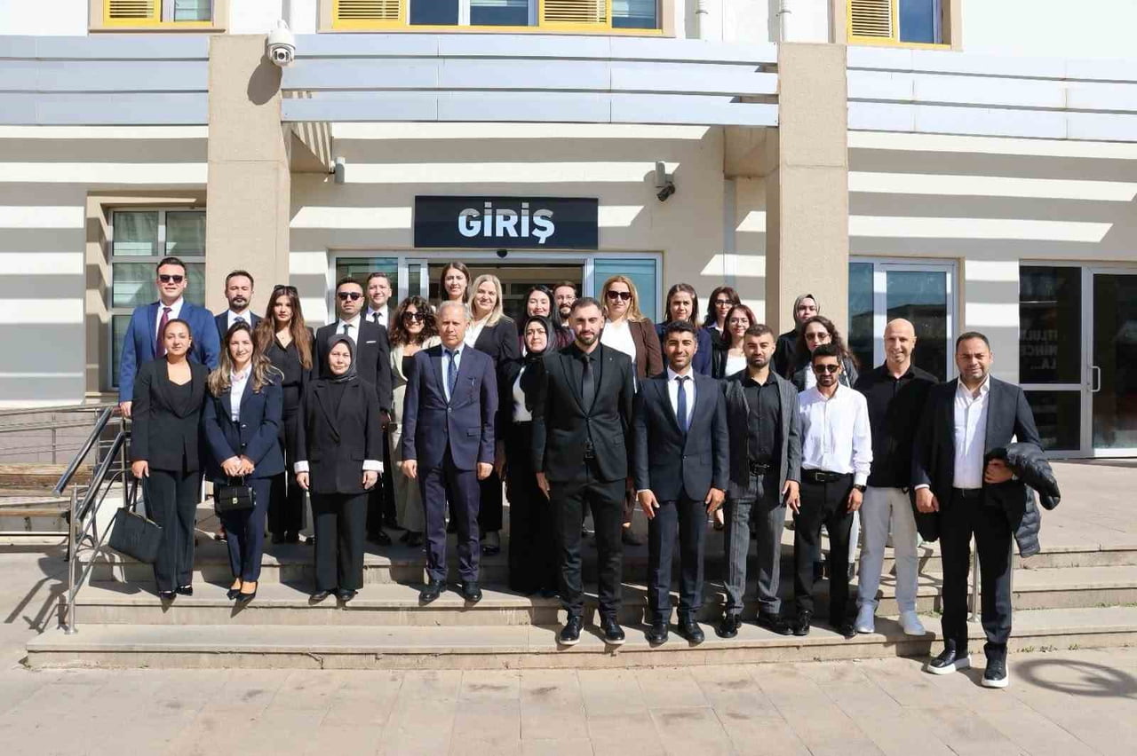 AYDIN GENÇLİK VE SPOR İL MÜDÜRLÜĞÜ BÜNYESİNDE GÖREV YAPAN VE HİZMET SÜRELERİNİ TAMAMLAYAN...