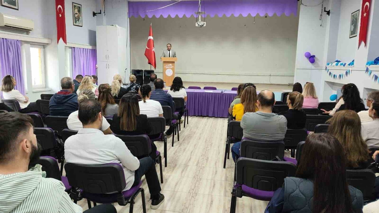 AYDIN’IN KUŞADASI İLÇESİNDE, OKULLARDA ŞİDDETİN ÖNLENMESİNE YÖNELİK YÜRÜTÜLEN ÇALIŞMALAR...