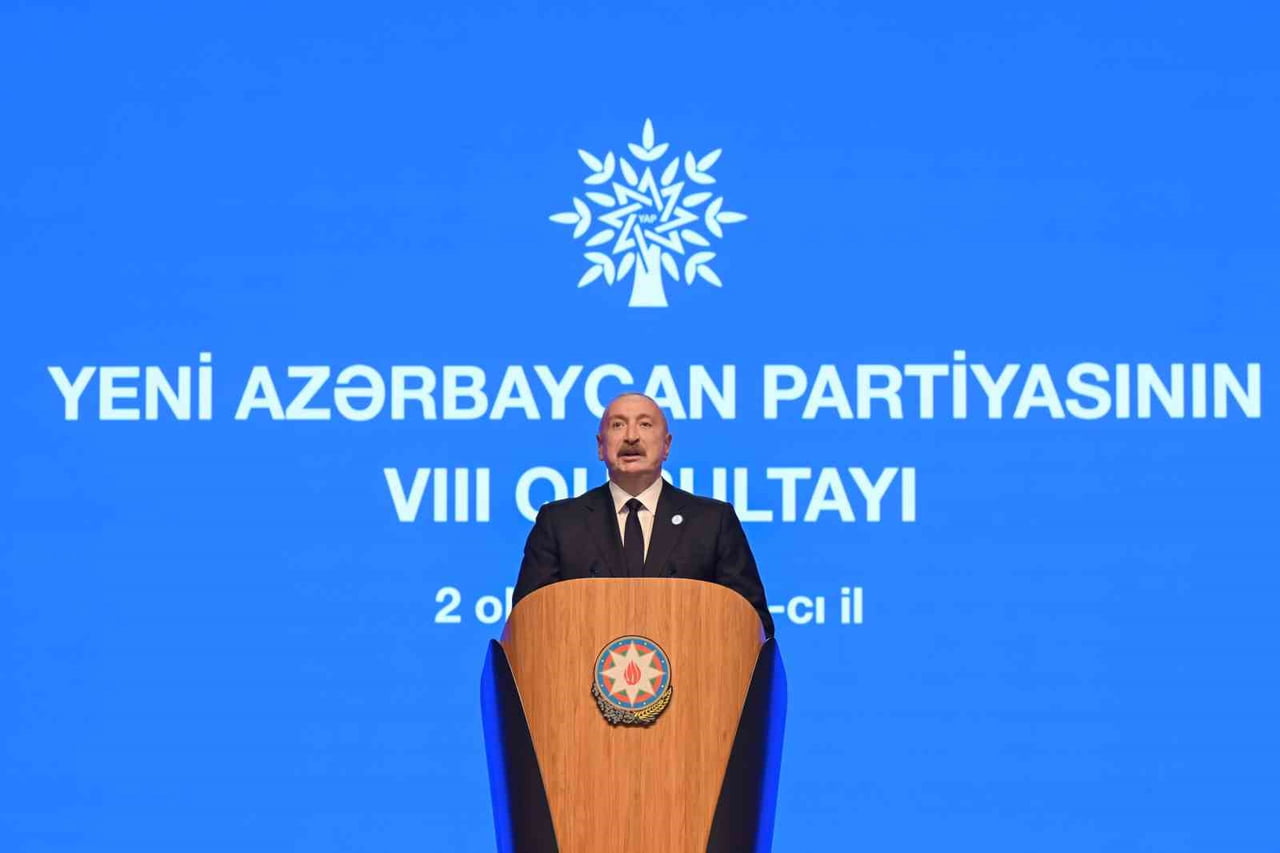 AZERBAYCAN CUMHURBAŞKANI İLHAM ALİYEV, YENİ AZERBAYCAN PARTİSİ'NİN (YAP) 8. KURULTAYI'NDA YAPTIĞI...