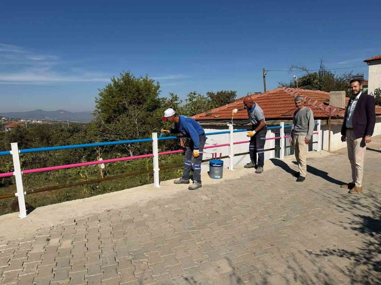 BABADAĞ BELEDİYE BAŞKANI MURAT KUMRAL, FEN İŞLERİ MÜDÜRLÜĞÜ EKİPLERİ TARAFINDAN İLÇE GENELİNDE...