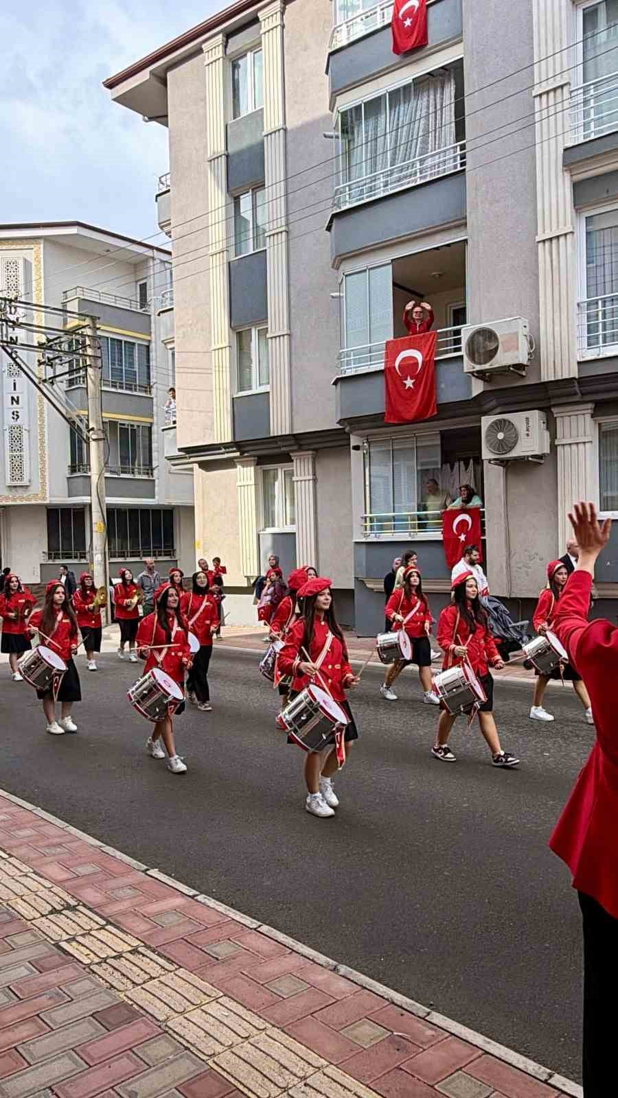 BAFRA İLÇESİNDE OKUL BANDO TAKIMI ÖĞRENCİLERİ, SAĞLIK SORUNLARI NEDENİYLE TEDAVİ GÖREN...