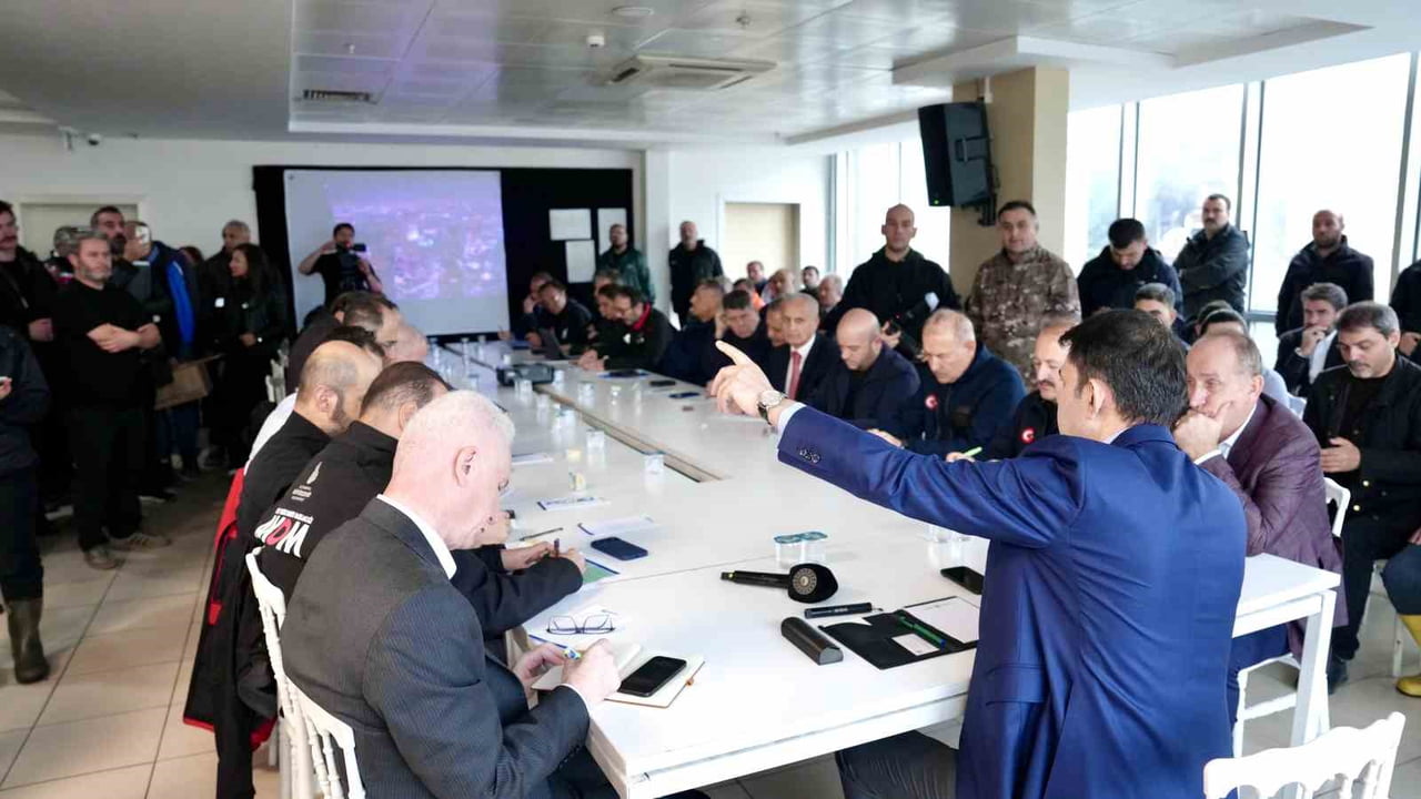 BAKAN KURUM, "KENTSEL DÖNÜŞÜM OFİSİMİZİ KURACAK, TALEPLERİ TEK TEK ALACAĞIZ. DÖNÜŞÜMÜ İSTEYEN...