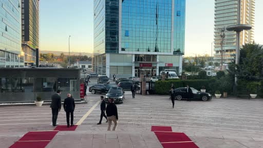 Bakan Tekin, CHP Genel Merkezi’ne geldi