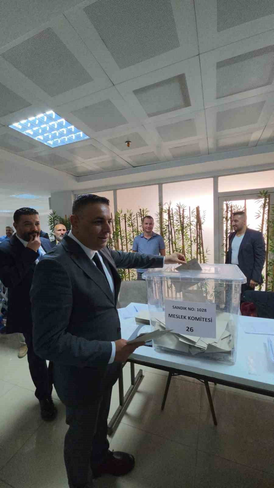BAŞKAN SADIKOĞLU, OYUNU KULLANDI