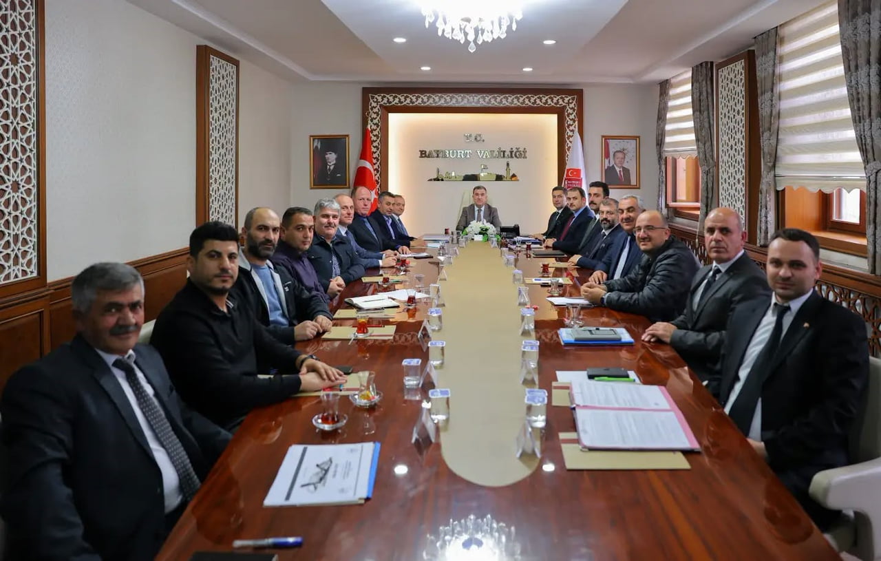 BAYBURT’TA KÖYLERİN İHTİYAÇLARI KÖYDES TOPLANTISINDA GÖRÜŞÜLDÜ