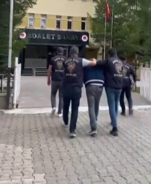 BAYBURT’TA VATANDAŞIN DOLANDIRILMASIYLA BAŞLAYAN SORUŞTURMADA 29 OLAYIN ŞÜPHELİSİ YAKALANDI