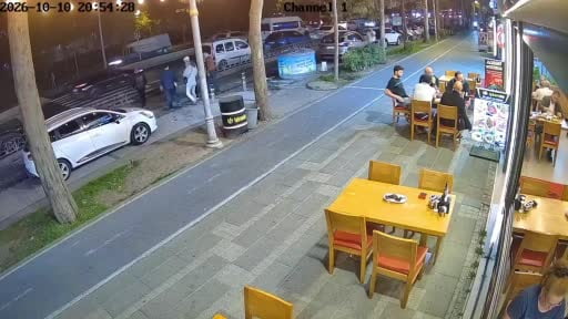 Beylikdüzü'nde motosikletli yayaya çarptı: 1 ölü 1 yaralı
