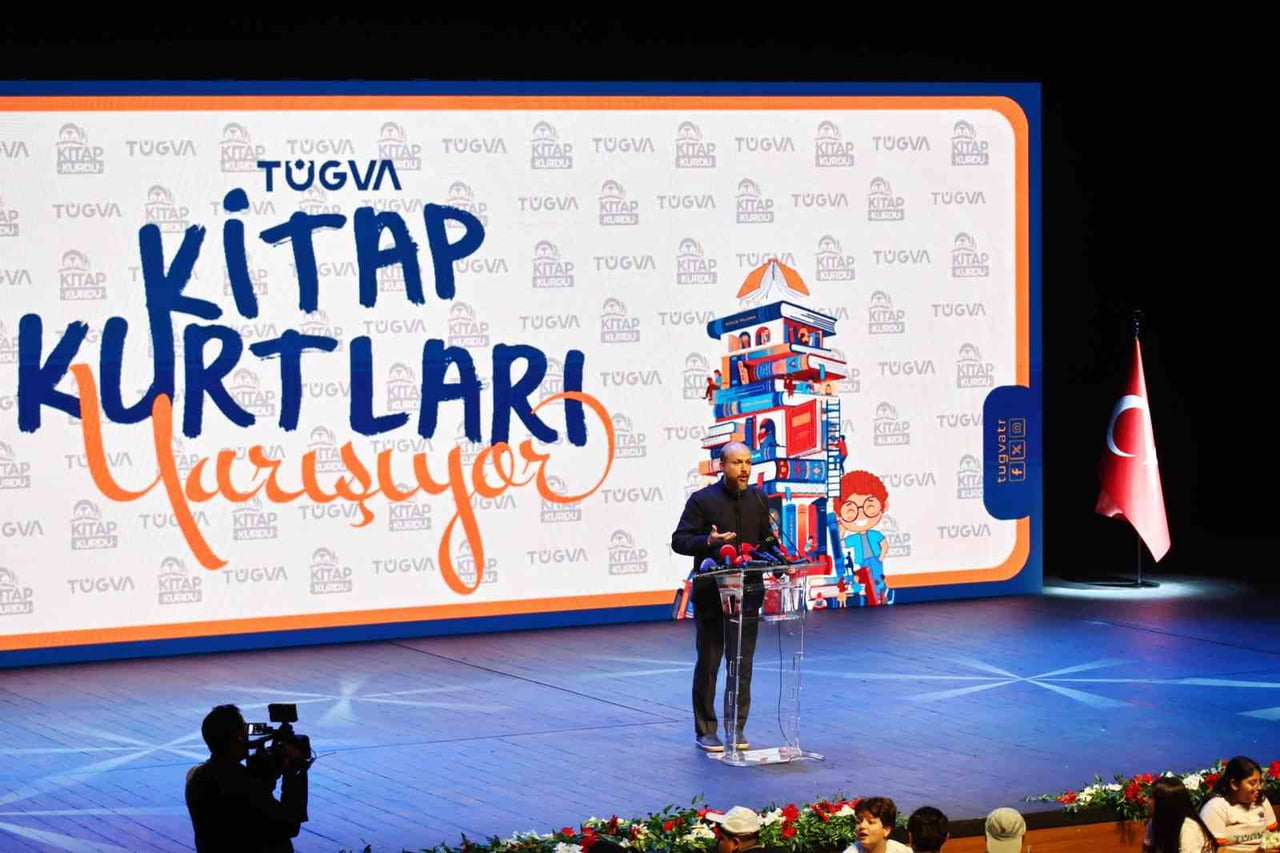 BİLAL ERDOĞAN PROGRAMDA KONUŞMA YAPTI