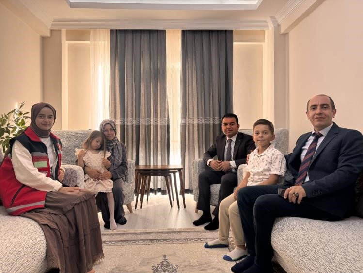 BİLECİK'TE İŞİTME ENGELLİ ALİ VE AİLESİYLE ANLAMLI BULUŞMA