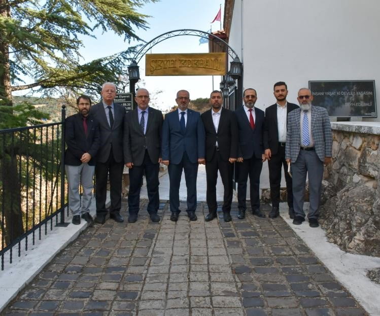 BİLECİK'TE ŞEYH EDEBALİ TÜRBESİ'NDE KUR'AN-I KERİM TİLAVET EDİLDİ