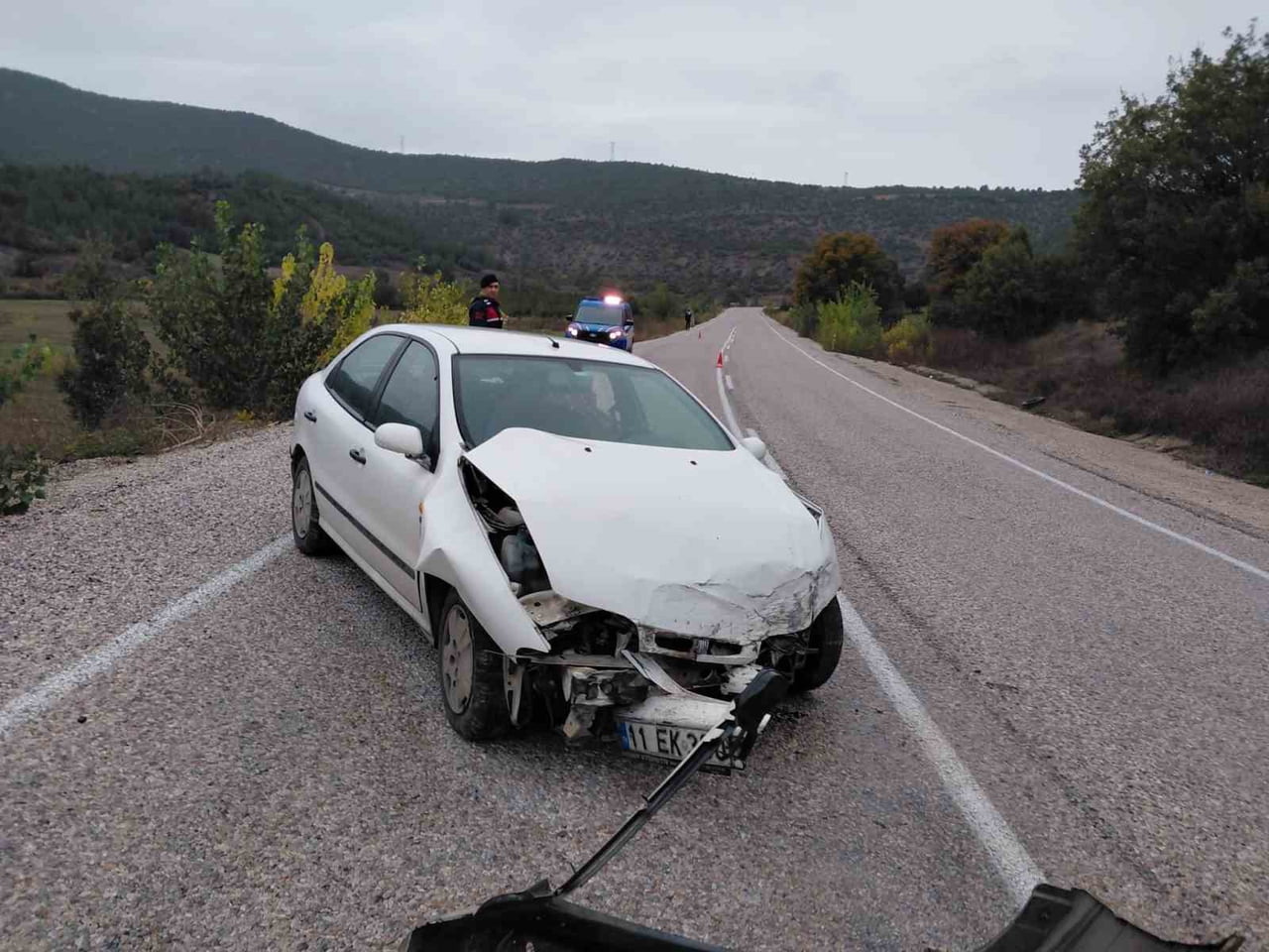 BİLECİK'TE YAĞIŞ KAZAYA NEDEN OLDU: 1 YARALI