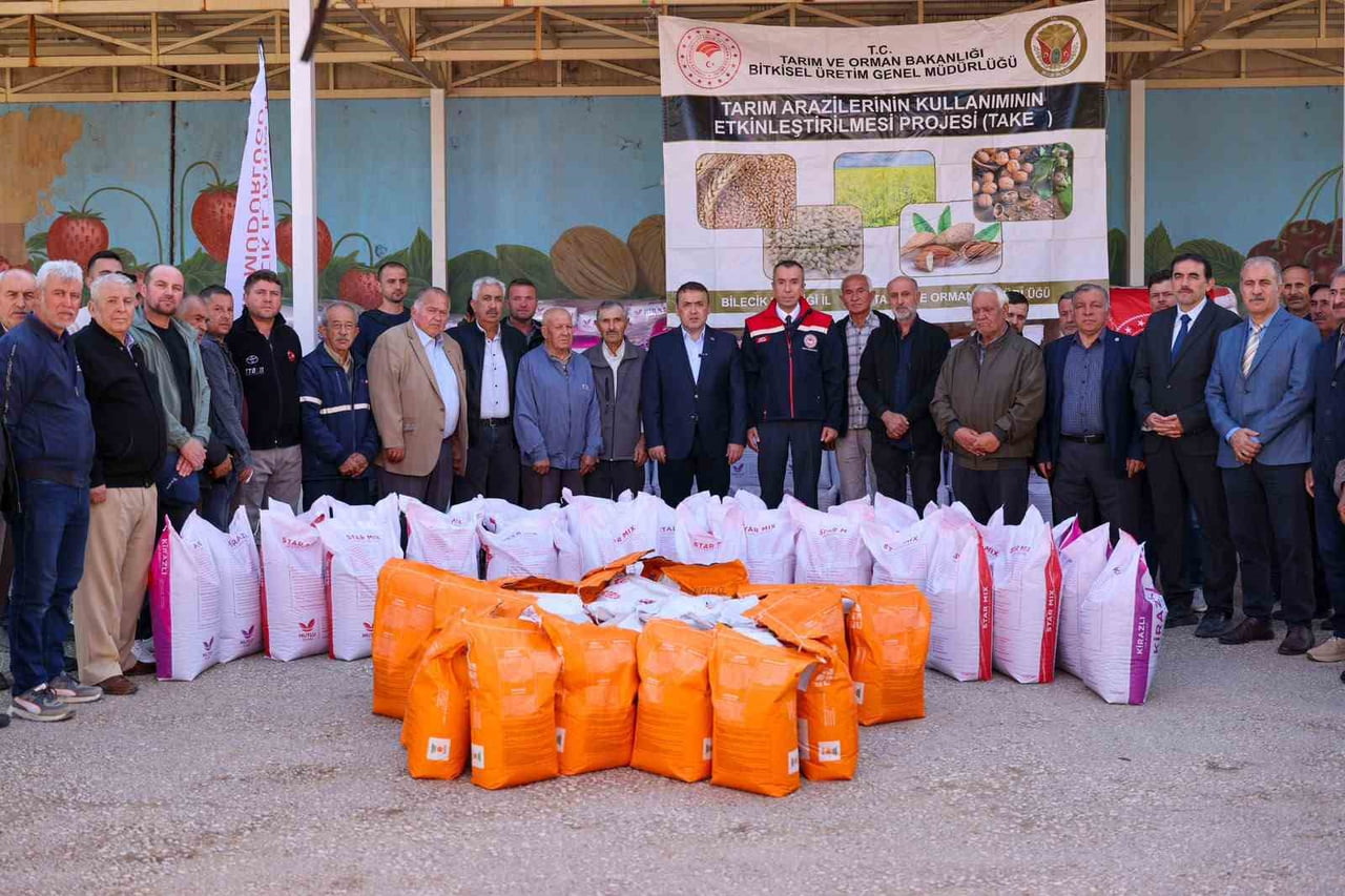 BİLECİK’TE 11 BİN DEKAR ALANDA KANOLA ÜRETİMİ YAPILMASI HEDEFLENİYOR