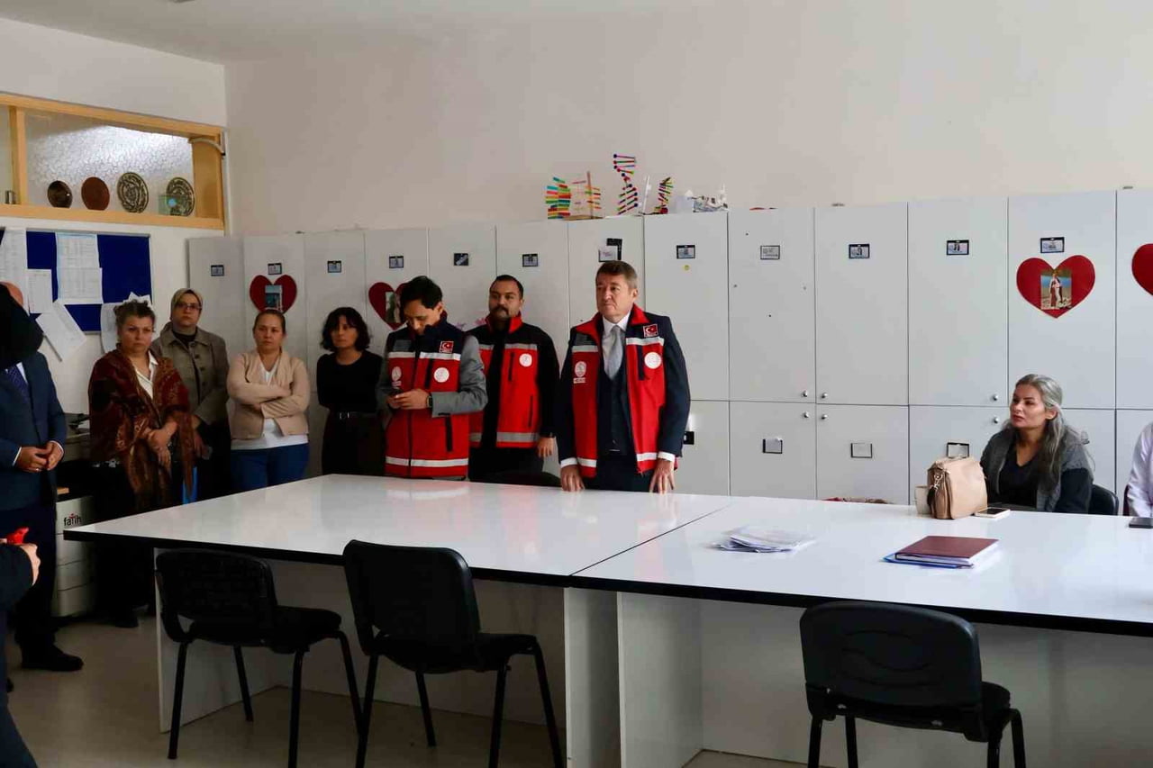 BİLECİK’TE ÖĞRENCİLERE AFET TATBİKATI