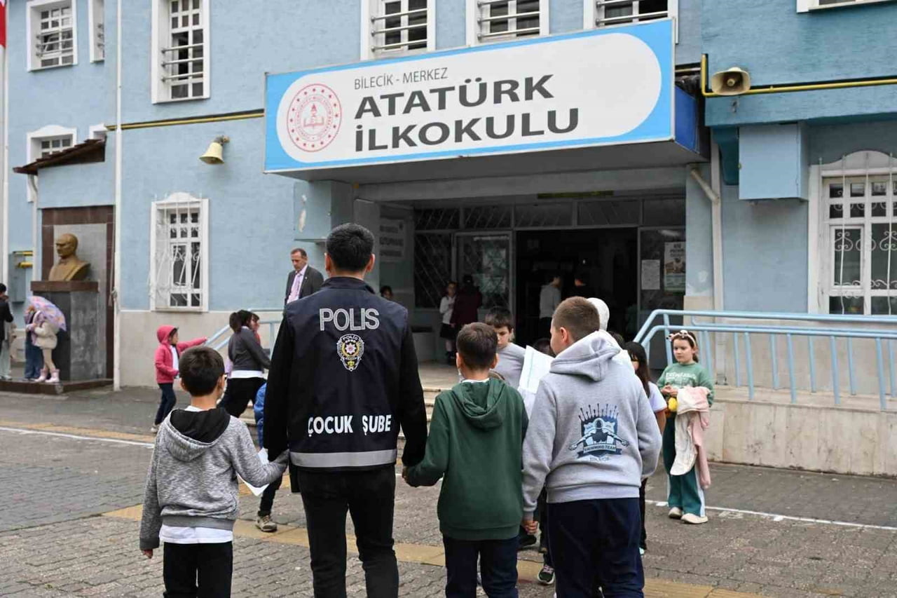 BİLECİK’TE OKUL ÇEVRELERİNDE SIKI DENETİM