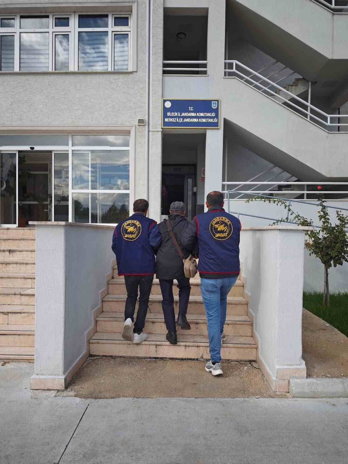 BİLECİK’TE TEHDİT SUÇUNDAN ARANAN ŞAHIS YAKALANDI