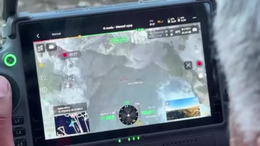 Bir kurtarma ekibi helikopterle, mahsur kalan 10 gönüllünün yakınına intikal ettirildi: O anlar...
