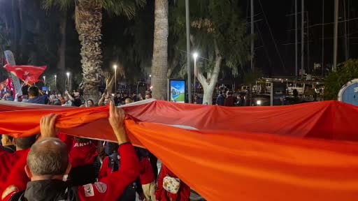 Bodrum'da binlerce kişi bayramı kutladı