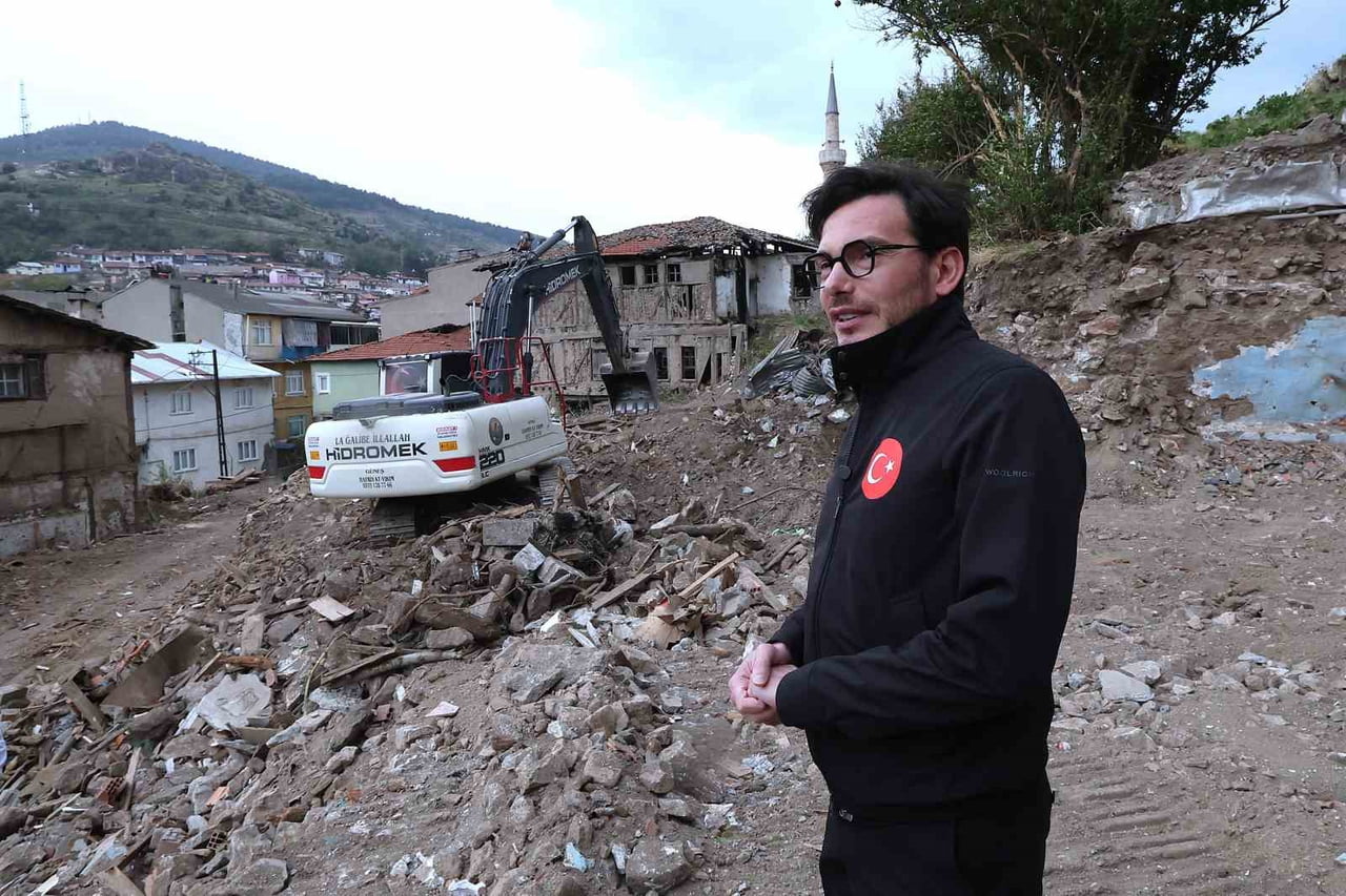BÖLGEDE REKREASYON ALANI OLUŞTURMAYI HEDEFLEDİKLERİNİ BELİRTEN BAŞKAN YAZICIOĞLU, "BURASI...