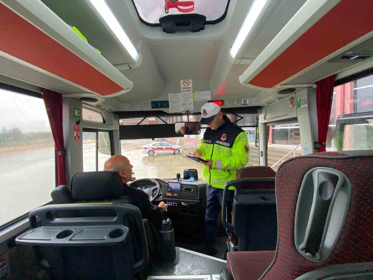 BOLU’DA JANDARMA EKİPLERİNİN 14 EYLÜL-16 EKİM TARİHLERİ ARASINDA OKUL ÇEVRELERİ VE SERVİS...