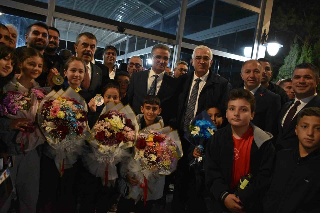 BOSNA HERSEK’İN BAŞKENTİ SARAYBOSNA’DA YAPILAN SÜPER MİNİKLER BALKAN JUDO ŞAMPİYONASINDA ŞAMPİYON...