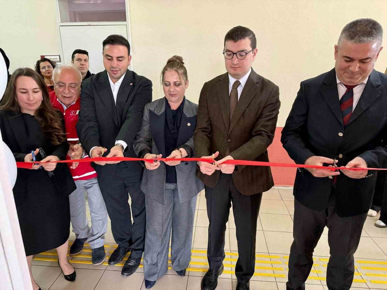 BOZDOĞAN MESLEK YÜKSEKOKULU KIZILAY KAMPÜS MAĞAZASI AÇILIŞI YAPILDI