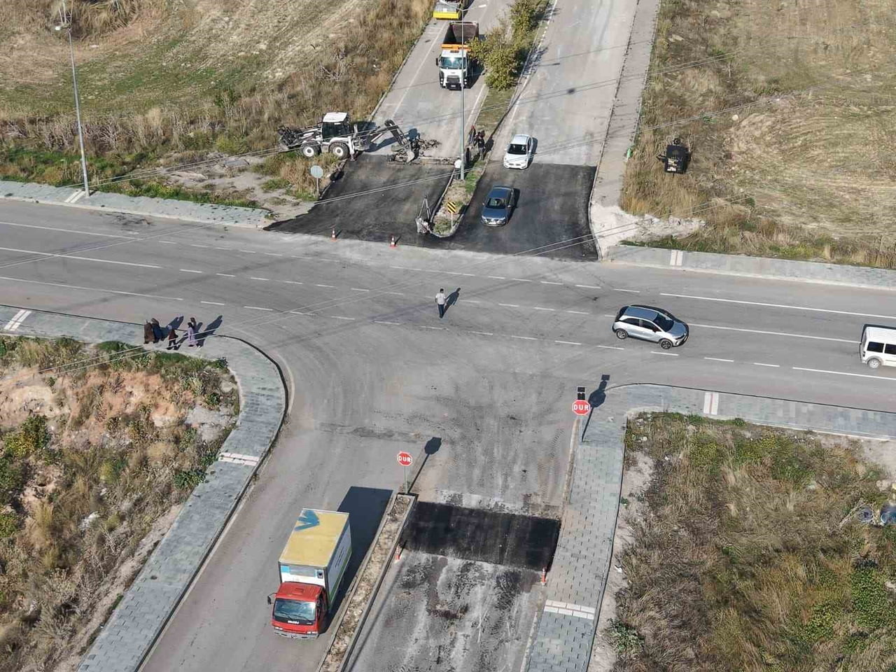BÜNYAN BELEDİYESİ; İLÇE GENELİNDE ULAŞIM KONFORUNU ARTIRMAK VE YOLLARI DAHA KULLANIŞLI HALE...