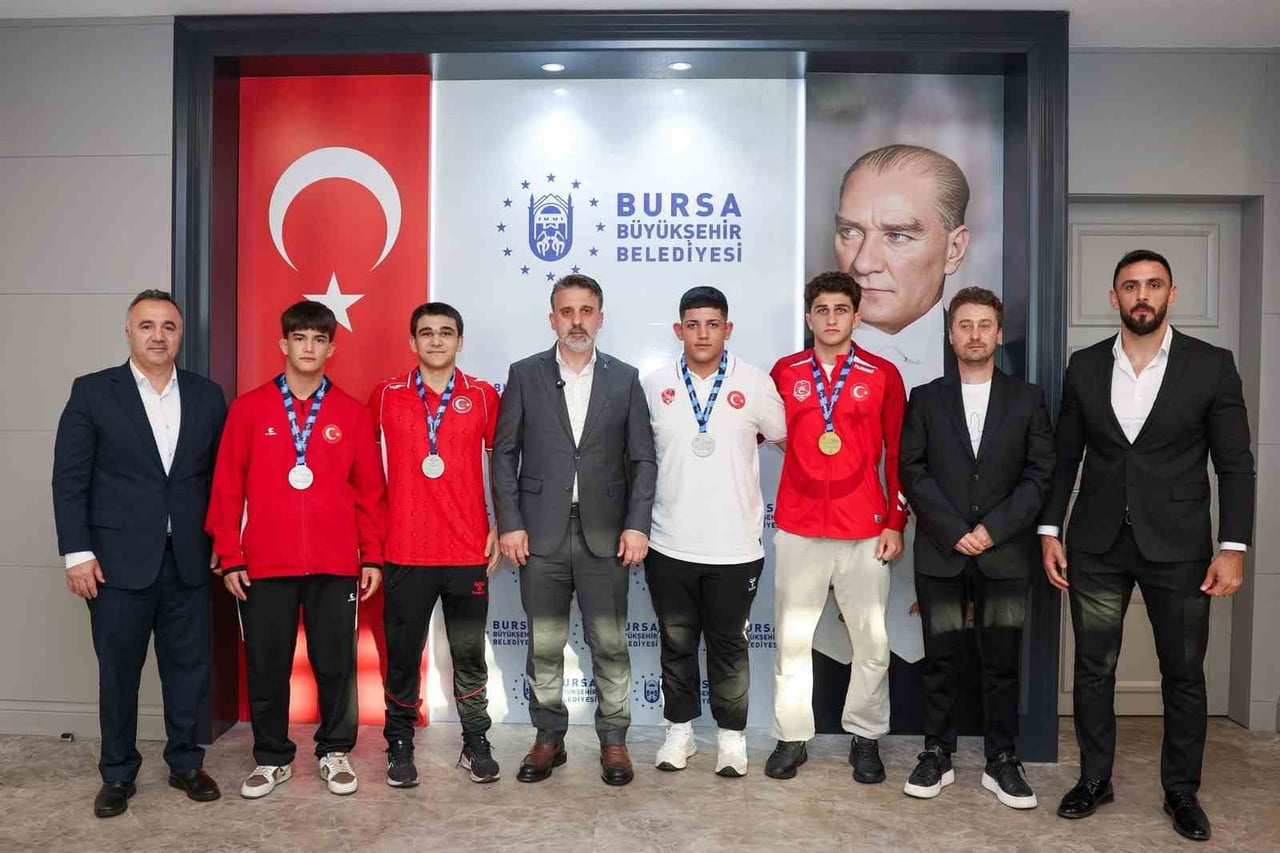 BURSA BÜYÜKŞEHİR BELEDİYE BAŞKAN VEKİLİ ŞAHİN BİBA, BALKAN GÜREŞ ŞAMPİYONASI’NDA GÖSTERDİKLERİ...