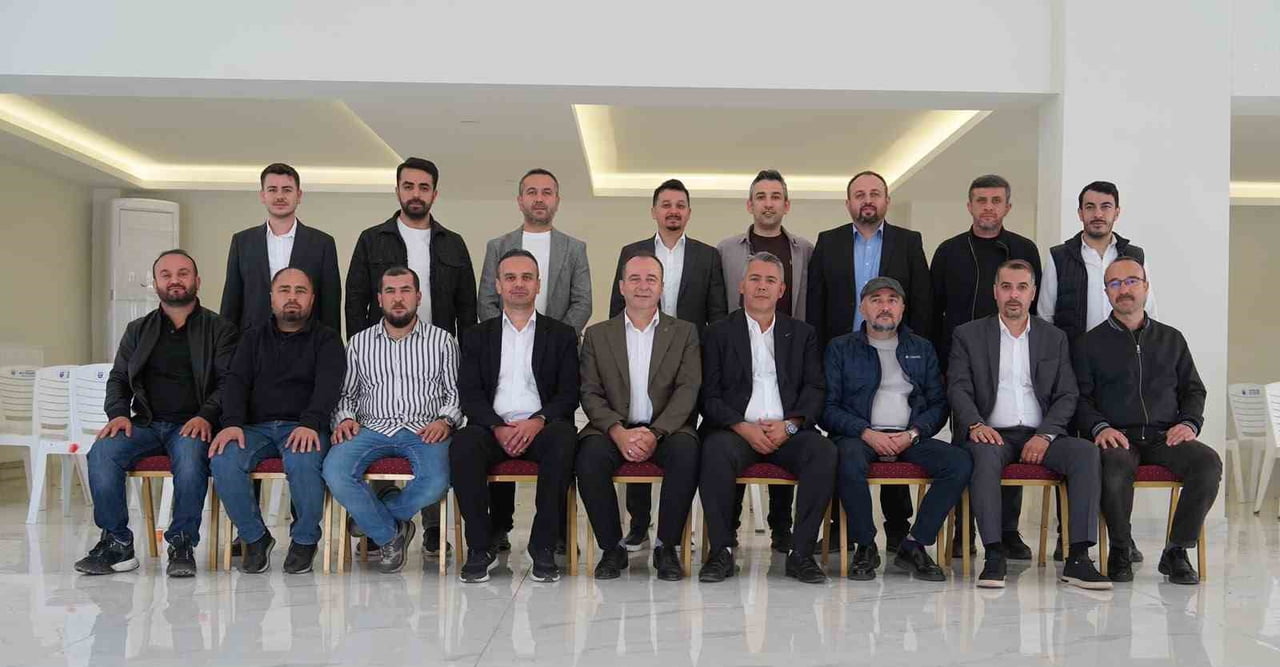 BURSA’NIN BÜYÜKORHAN İLÇESİNDE BÜYÜKORHANSPOR KULÜBÜ’NÜN OLAĞAN KONGRESİ GERÇEKLEŞTİRİLDİ. TEK...