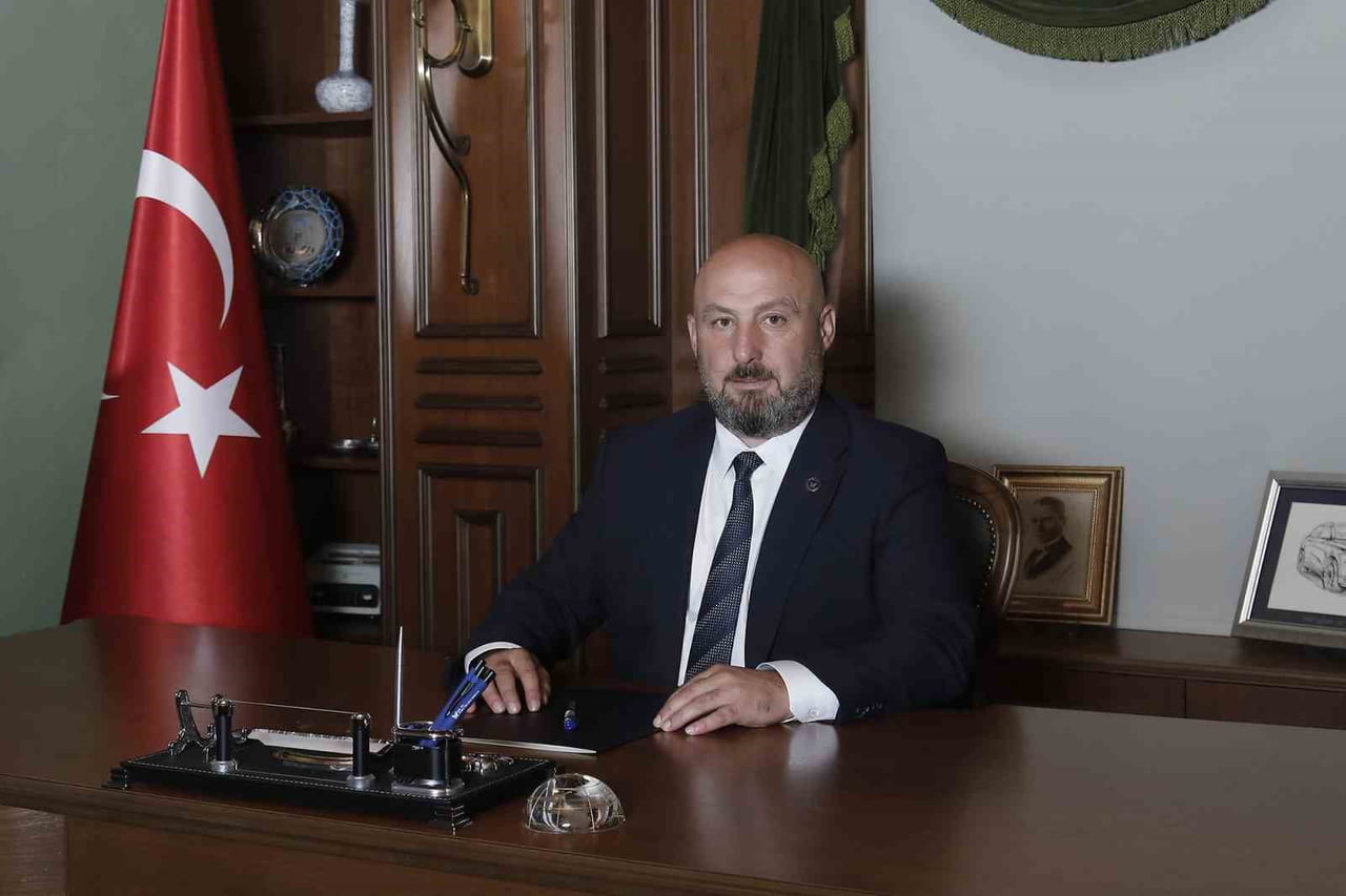 BURSA TB YÖNETİM KURULU BAŞKANI İBRAHİM ÖZHAN, CUMHURİYET’İN İLANININ 103. YILI DOLAYISIYLA...