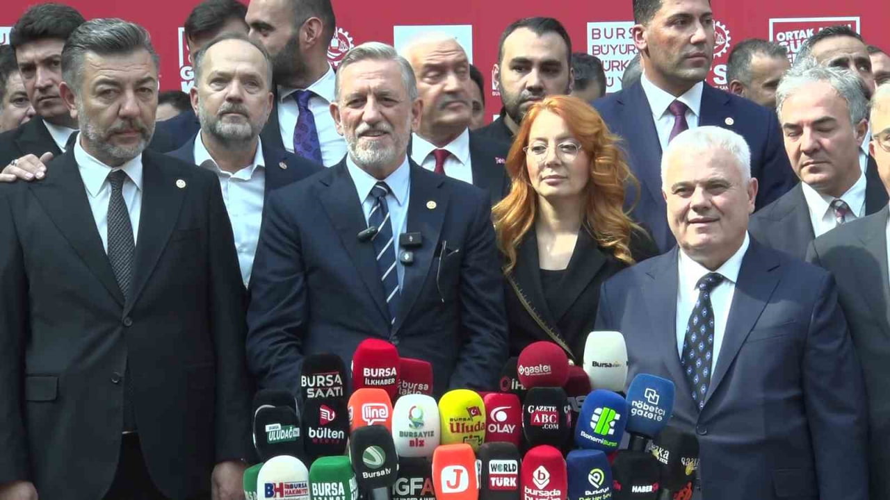 BURSA TİCARET VE SANAYİ ODASI’NDA (BTSO) YENİ DÖNEMİN YÖNETİMİNİ BELİRLEMEK ÜZERE GERÇEKLEŞTİRİLEN...
