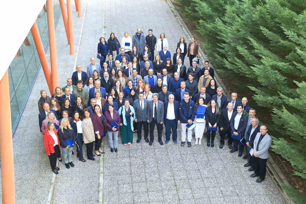 BURSA ULUDAĞ ÜNİVERSİTESİ (BUÜ) AR-GE KOORDİNATÖRLÜĞÜNÜN DÜZENLEDİĞİ BULUŞMADA ÜNİVERSİTENİN...