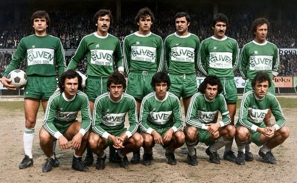 BURSASPOR VE MİLLİ TAKIM'DA UZUN SÜRE FORMA GİYEREK TÜRK FUTBOL TARİHİNE ADINI ALTIN HARFLERLE...