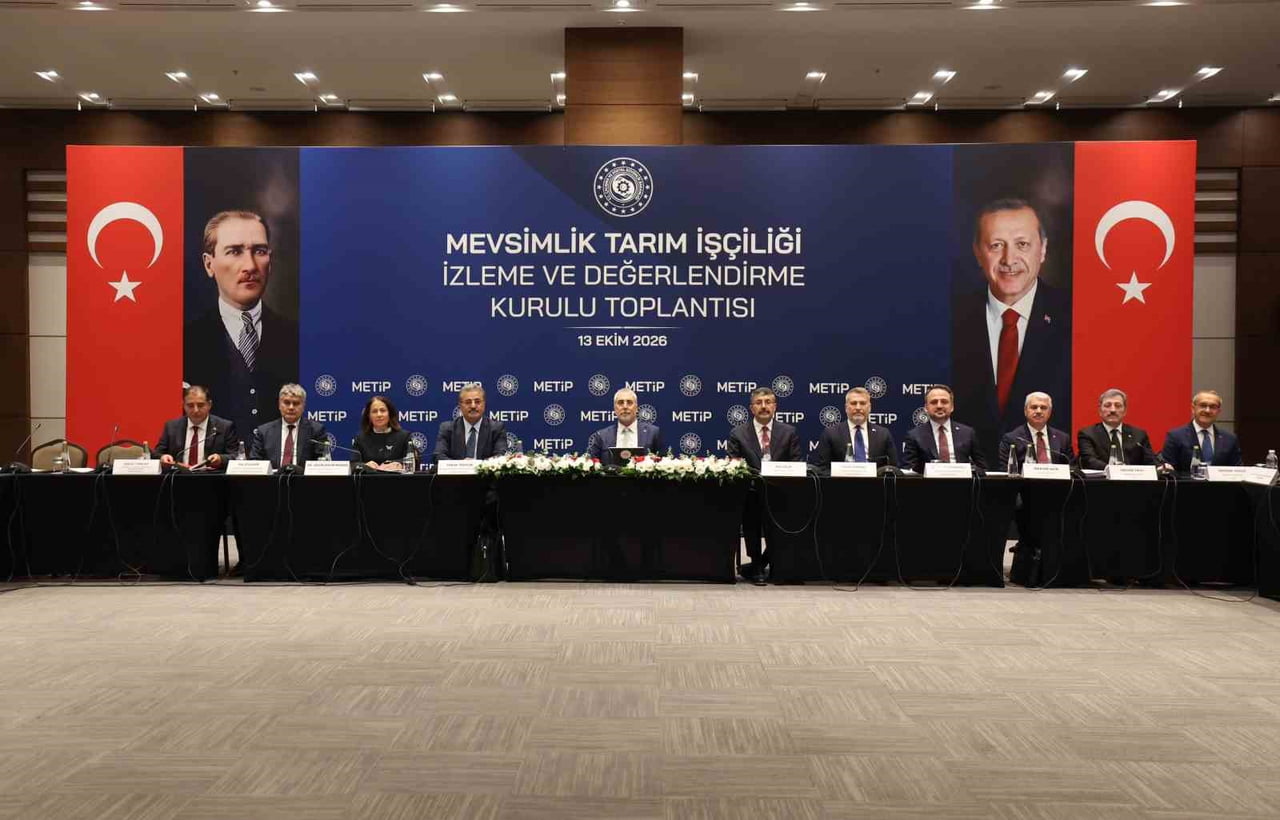 ÇALIŞMA VE SOSYAL GÜVENLİK BAKANI VEDAT IŞIKHAN, MEVSİMLİK TARIM İŞÇİLİĞİ İZLEME VE DEĞERLENDİRME...