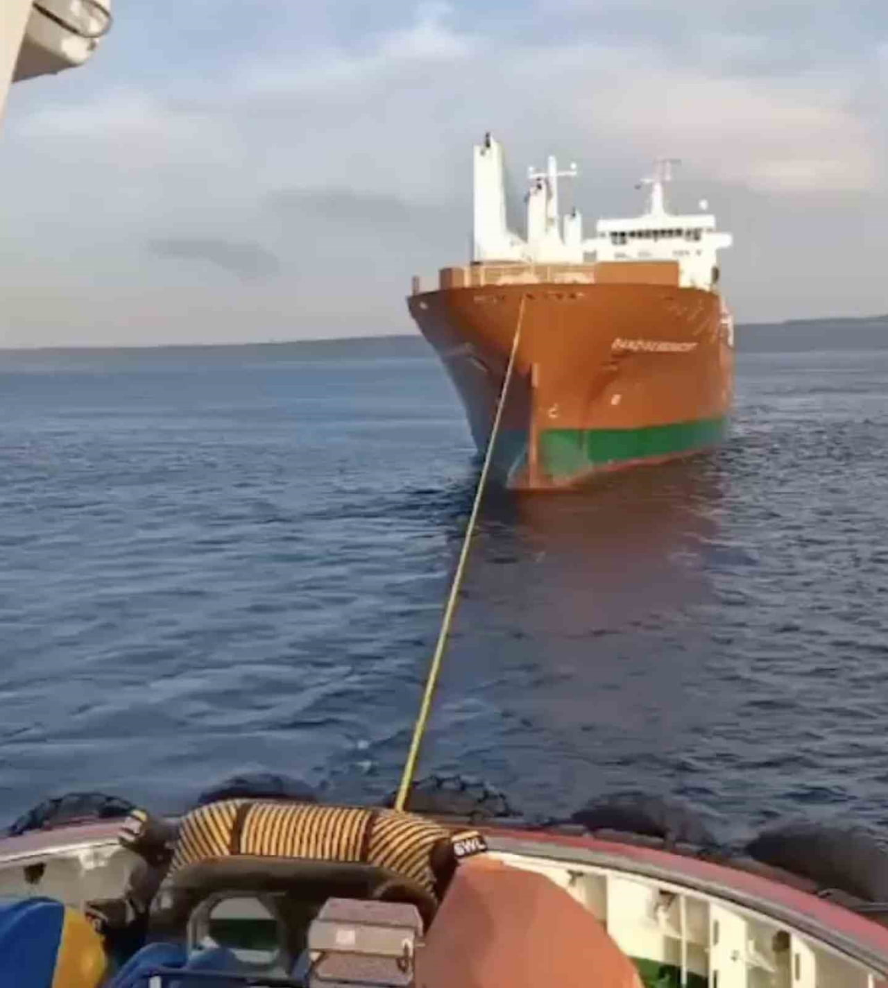 ÇANAKKALE BOĞAZI’NDAN GEÇEN 156 METRE BOYUNDAKİ ‘DANZIGERGRACHT’ İSİMLİ GENEL KARGO GEMİSİ MAKİNE...
