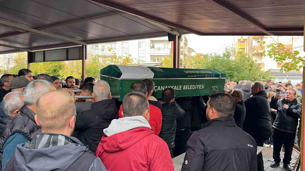 ÇANAKKALE’DE FECİ KAZADA HAYATINI KAYBEDEN EFE SERİN SON YOLCULUĞUNA UĞURLANDI.