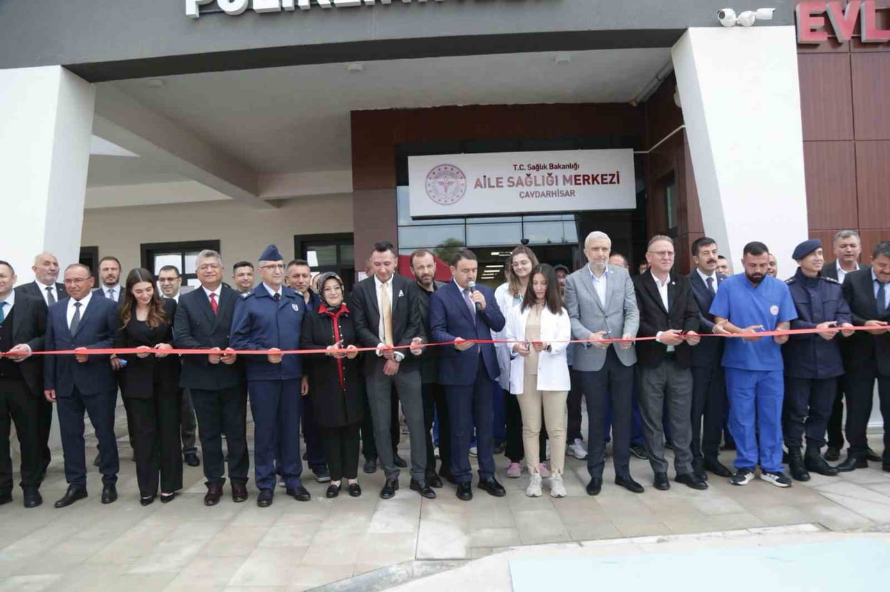 ÇAVDARHİSAR DEVLET HASTANESİ TÖRENLE HİZMETE AÇILDI