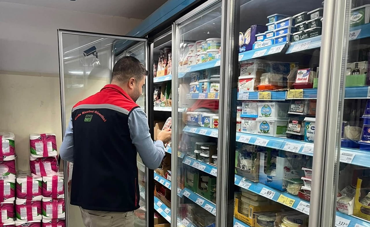 CİZRE İLÇE TARIM VE ORMAN MÜDÜRLÜĞÜ TEKNİK PERSONELLERİ, HALK SAĞLIĞINI KORUMAK VE GÜVENİLİR...