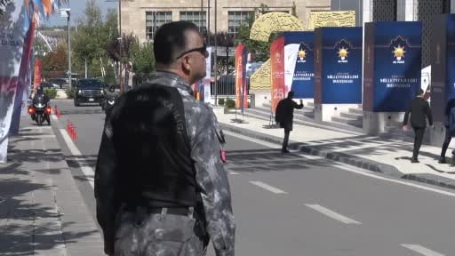 Cumhurbaşkanı Erdoğan, AK Parti Genel Merkezi'nde