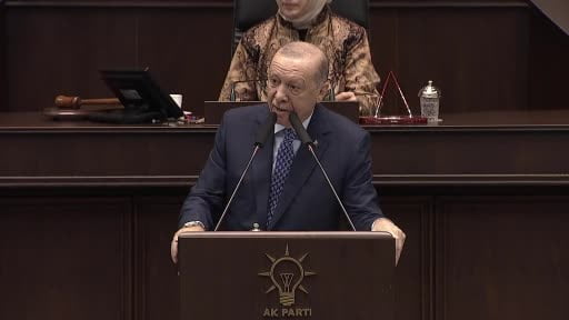 Cumhurbaşkanı Recep Tayyip Erdoğan, "Biz millete yanlış yapana, milletin malına el uzatana sahip...
