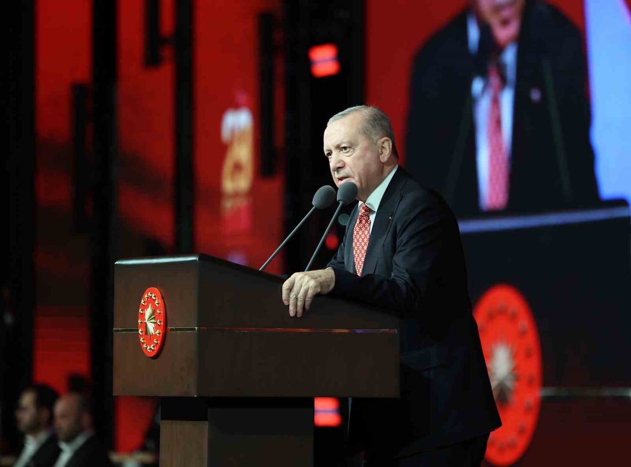 CUMHURBAŞKANI RECEP TAYYİP ERDOĞAN, "MİLLET OLARAK UĞRUNA AĞIR BEDELLER ÖDEYEREK, ÇOK ZOR...