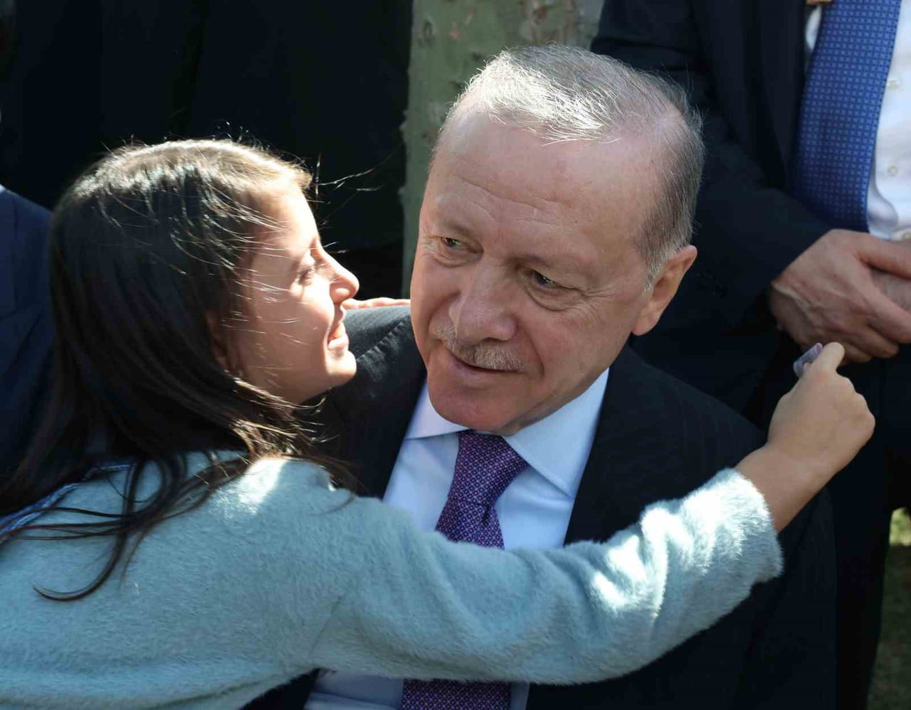 CUMHURBAŞKANI RECEP TAYYİP ERDOĞAN, RAMİ KÜTÜPHANESİ'NDE DÜZENLENEN AİLEFEST ETKİNLİK ALANINI...